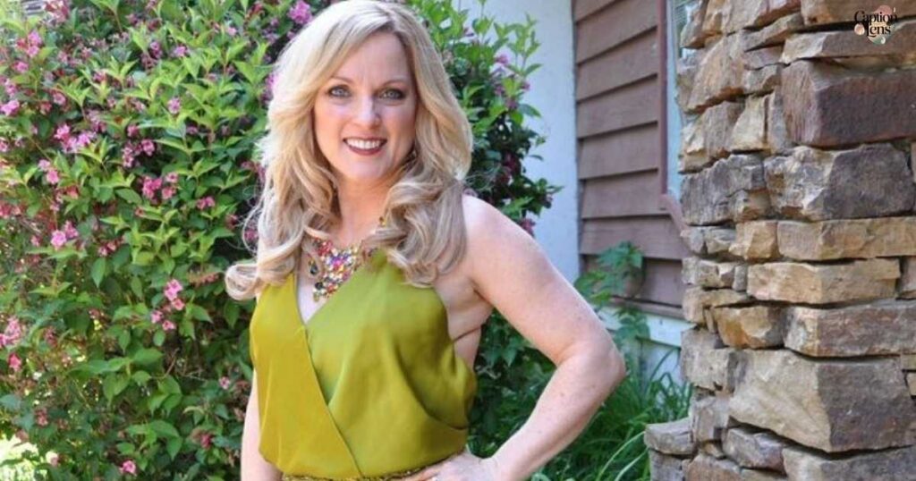 Rhonda Vincent Income Sources