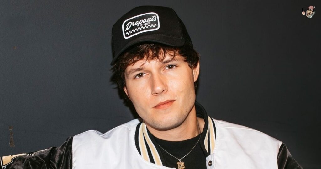 How Zach Justice Uses His Age to Build a Strong Digital Identity